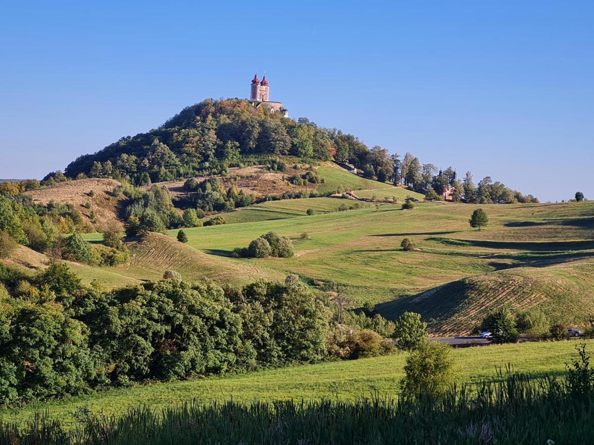 Banská Štiavnica Hostel Skautsky Dom מראה חיצוני תמונה